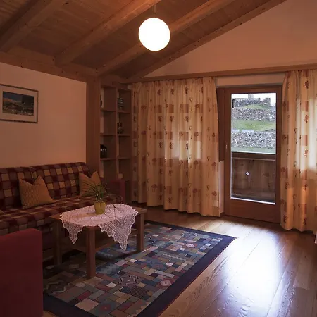 Hotel Arnstein Santa Gertrude